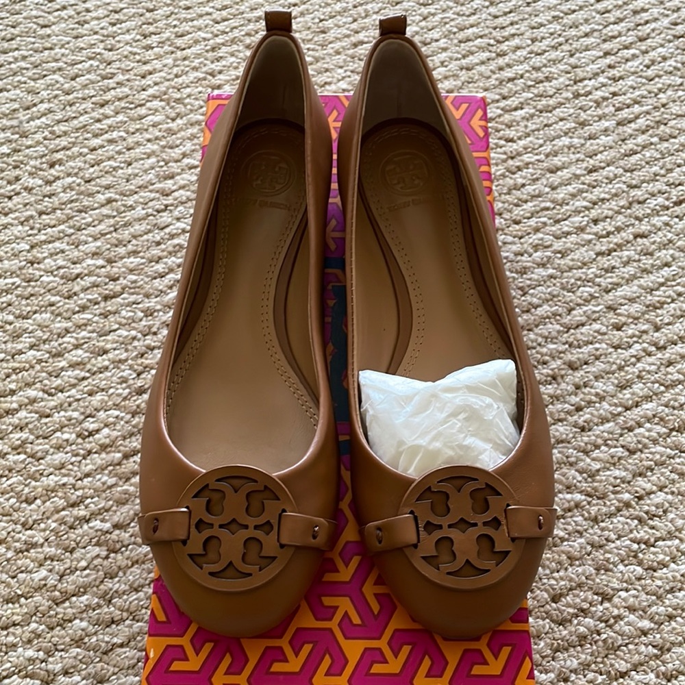Tory Burch Tan Gabriel Ballet Flat